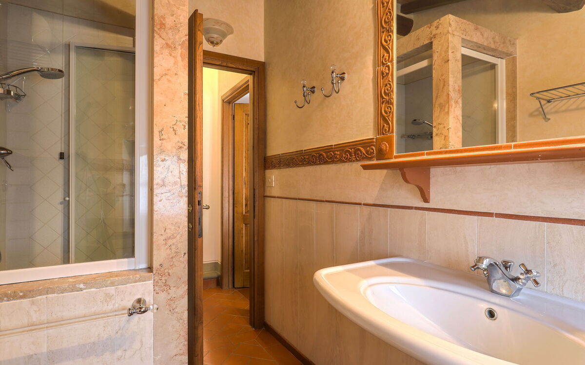 Accommodation:&nbsp;Reggine 604.2