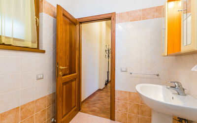 Accommodation:&nbsp;Ginestra 610.2