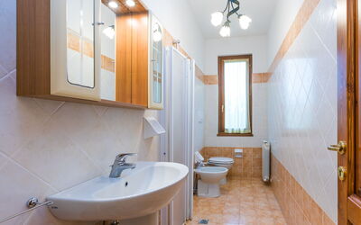 Accommodation:&nbsp;Ginestra 610.2