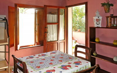 Accommodation:&nbsp;Castagni i (Oct100) 636.1