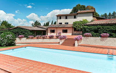 Colle Val D'Elsa 616: Property, Swimming Pool, Building, House, Vacation, Real Estate, Villa, Home, Architecture, Hacienda