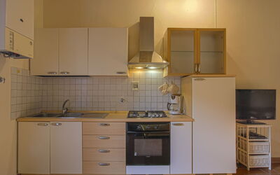 Accommodation:&nbsp;Campiglia 617.3