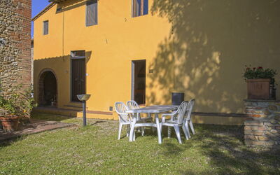 Accommodation:&nbsp;Campiglia 617.5