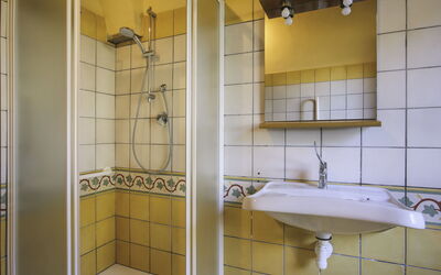 Accommodation:&nbsp;Campiglia 617.3