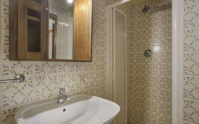 Accommodation:&nbsp;Campiglia 617.4