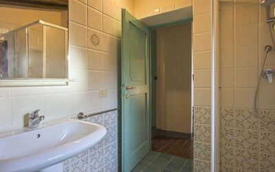 Accommodation:&nbsp;Campiglia 617.5