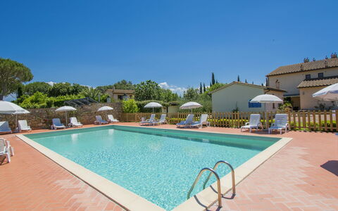 Cecina 609: Water, Sky, Plant, Property, Swimming Pool, Building, Azure, Umbrella, Chair, Tree