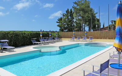 Accommodation:&nbsp;Riviera 7 610.9
