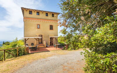 Accommodation:&nbsp;Daino 626.15