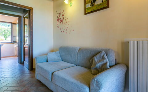 San Vincenzo 631: Furniture, Picture Frame, Azure, Comfort, Couch, Wood, Lighting, Living Room, Interior Design, Flooring