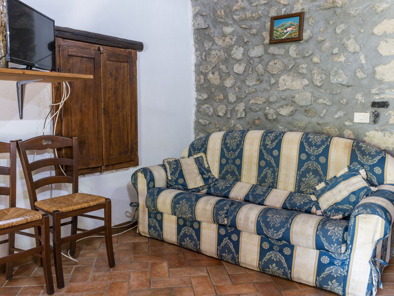 Accommodation:&nbsp;La Capraccia (Bol334) 664.8