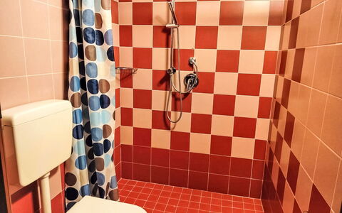 Accommodation:&nbsp;Il Vino 601.3