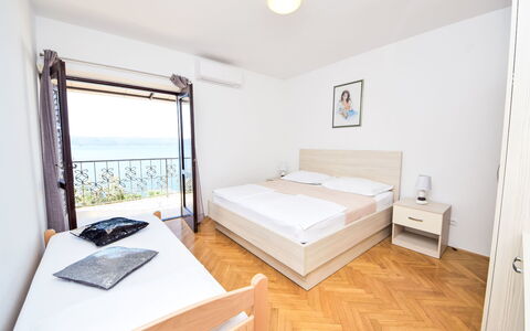 Accommodation:&nbsp;Lada 634.3