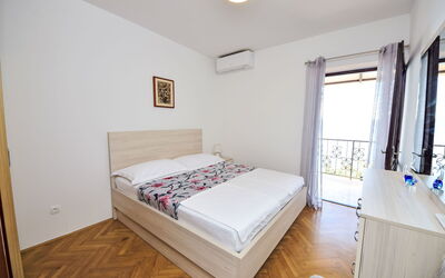 Accommodation:&nbsp;Lada 634.3