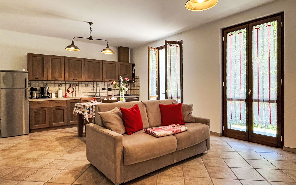 Accommodation:&nbsp;Sambucco (Sbo102) 601.3