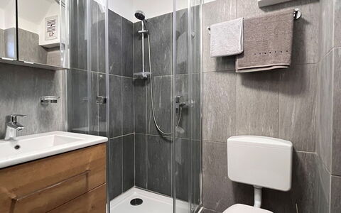 Accommodation:&nbsp;Moser 607.2