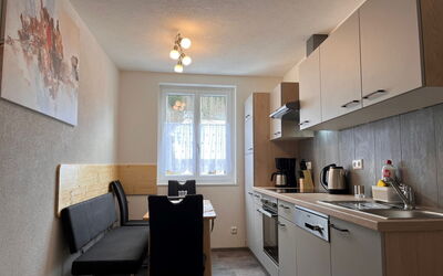 Accommodation:&nbsp;Moser 607.2