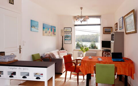 Saint Cast le Guildo 649: Room, Furniture, Property, Building, Interior Design, Living Room, House, Table, Orange, Ceiling