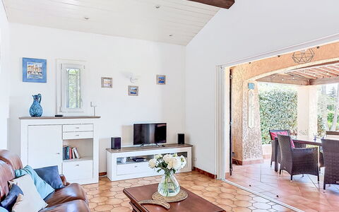 Le Mas D'Olive: Furniture, Interior Design, Flooring, Couch, Floor, Ceiling, Living Room, Room, Home, Lighting
