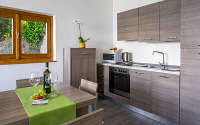 Accommodation:&nbsp;Tramonto (Sea116) 613.3