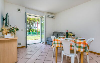 Accommodation:&nbsp;Belvedere Pineta Camping Village 653.4