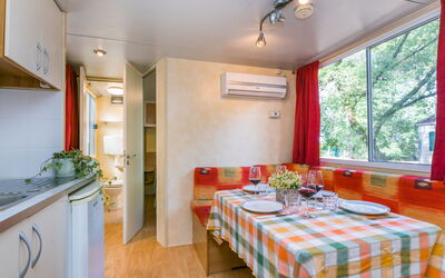 Accommodation:&nbsp;Belvedere Pineta Camping Village 653.3