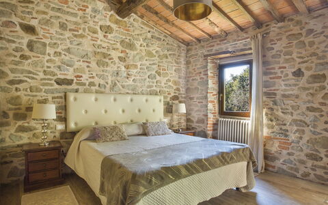 Aurora: Bedroom, Bed, Room, Furniture, Property, Bed Frame, Wall, Ceiling, Interior Design, Building