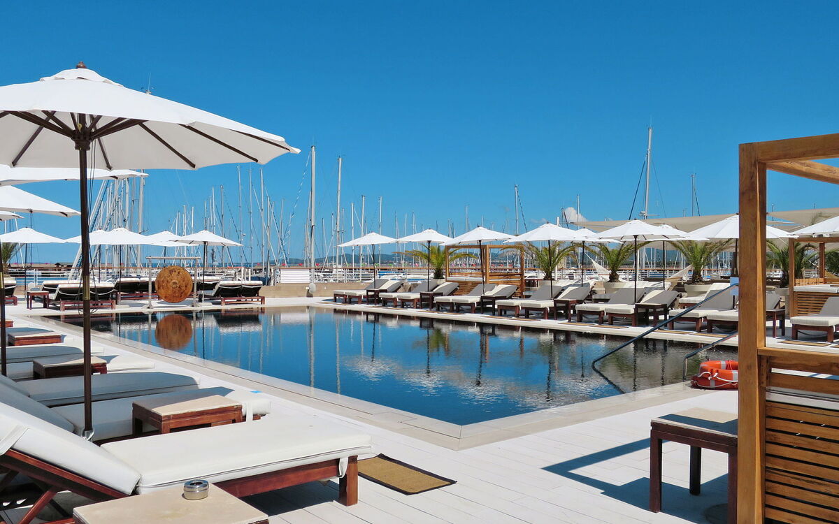 La Marina