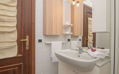 Accommodation:&nbsp;Timo 606.15