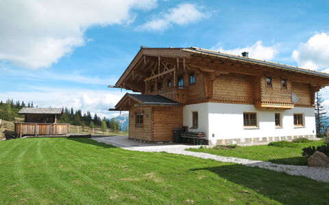 Forstau 601: Cloud, Sky, Plant, Building, Property, Window, House, Tree, Land Lot, Natural Landscape