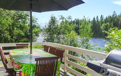 Käpälysmökki: Furniture, Chair, Outdoor Furniture, Table, Wood, Outdoor Table, Kitchen & Dining Room Table, Shade, Garden, Umbrella
