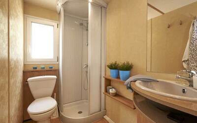 Accommodation:&nbsp;Deluxe 602.4