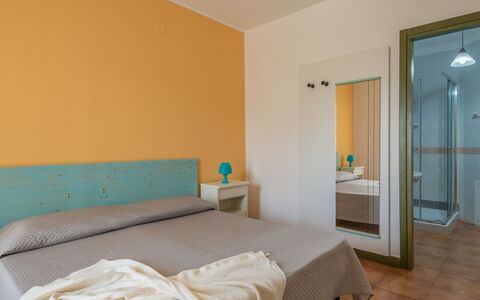 I Mirti Bianchi - Bilo 4: Water, Sky, Property, Swimming Pool, Plant, Azure, Tree, Grass, Leisure, Composite Material