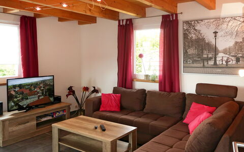 Accommodation:&nbsp;Moll 2 700.2
