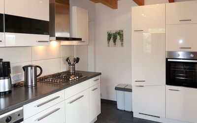 Accommodation:&nbsp;Moll 2 700.2
