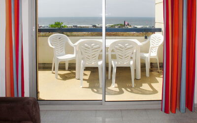 Accommodation:&nbsp;Les Gourbets 698.4