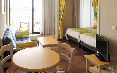 Accommodation:&nbsp;Le Grand Large 651.2