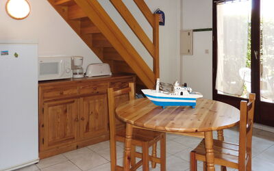 Accommodation:&nbsp;Gruissan (Gru201) 706.2
