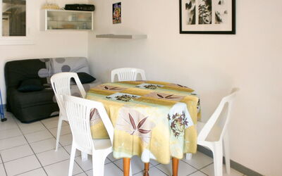 Accommodation:&nbsp;Gruissan (Gru202) 706.3