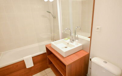 Accommodation:&nbsp;Le Château De Jouarres (Hom114) 700.6