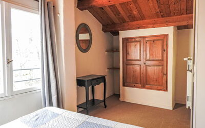 Accommodation:&nbsp;Mas Du Lac 651.2