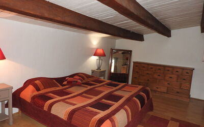 Accommodation:&nbsp;Maison Du Maître 651.6