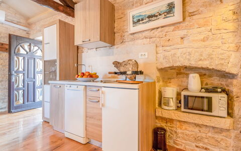 Botra Maria: Room, Countertop, Kitchen, Property, Furniture, Cabinetry, Floor, Building, Interior Design, Wood Flooring