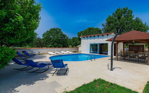 Jadranka: Plant, Sky, Water, Swimming Pool, Azure, Building, Outdoor Furniture, Shade, Tree, Land Lot