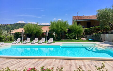 Garda 712: Water, Plant, Sky, Property, Green, Swimming Pool, Rectangle, Azure, Blue