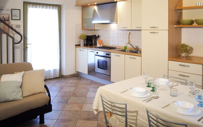I Cortivi 714.2: Room, Property, Furniture, Interior Design, Building, Floor, Living Room, House, Table, Ceiling