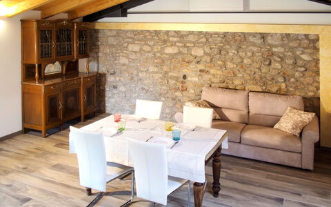 Accommodation:&nbsp;Rustico (Gaa126) 715.7