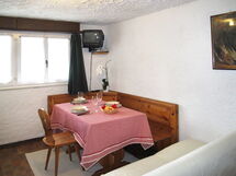 Accommodation:&nbsp;Lo Chalet (Brx200) 612.1