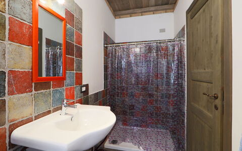 Oliviola: Room, Property, Bathroom, Wall, Building, Real Estate, House, Interior Design, Floor, Tile