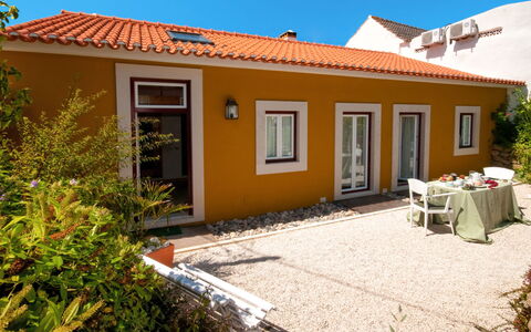 Nazaré 611: Property, House, Building, Home, Real Estate, Cottage, Facade, Roof, Villa, Estate